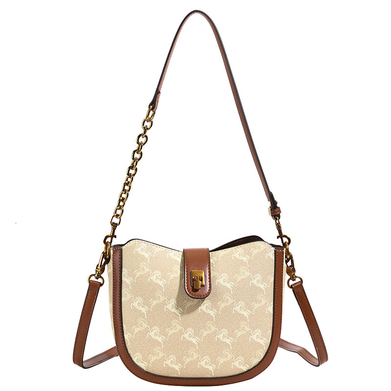 Designer High-End Feel for Women 2025 New Korean Version Chain Bucket Versatile Underarm Single Shoulder Crossbody Light Luxury Women's Bag