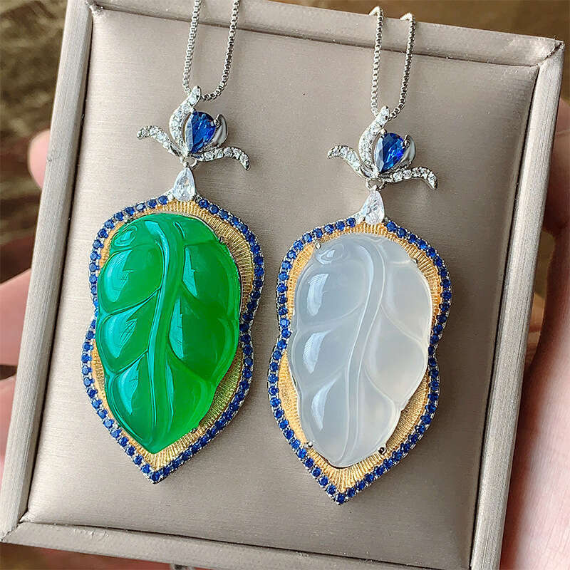 New Chinese Jewelry Fashion Light Imitation Green White Chalcedony National Style Leaf Necklace Royal Blue 462