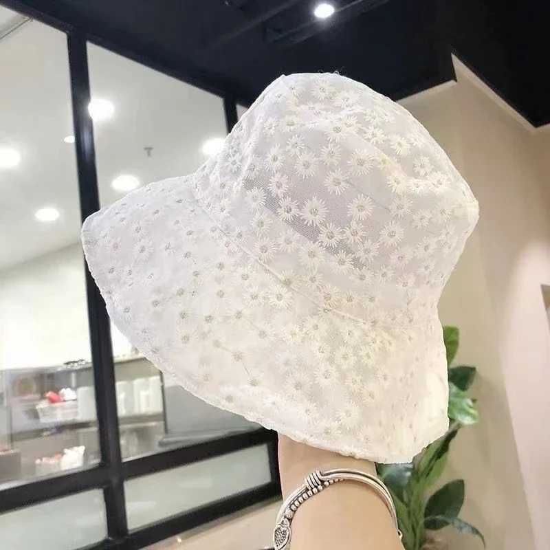 2021 Spring and Summer Womens Sunscreen Sun Hat Daisy Embroidery Lace Breathable Fisherman Hat Bucket Hat Basin Hat Y250707