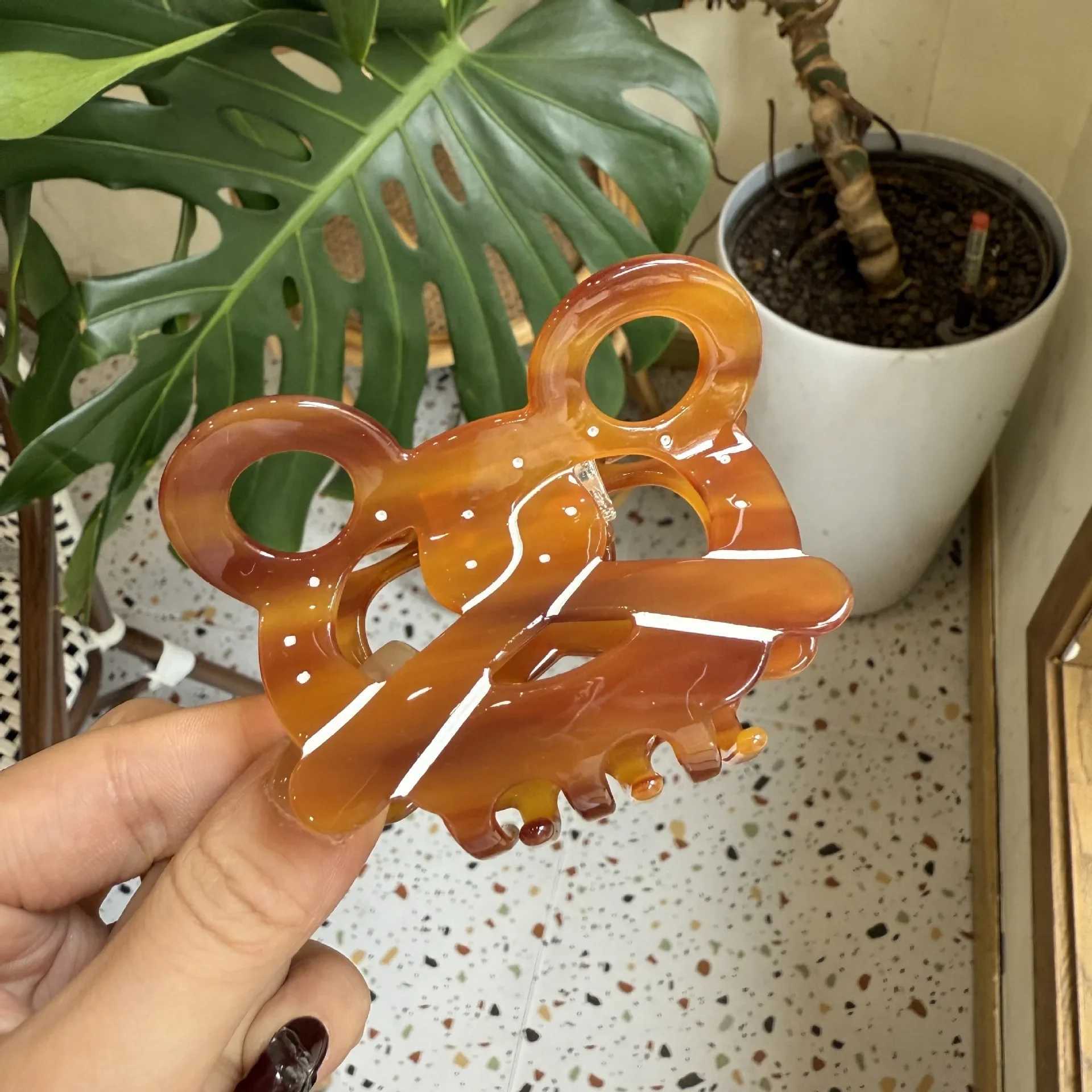 Muweordy New French Croissant Series Hair Claw Funny Rhinestones Bread Kawaii Crab Hair Clips Hair Accessories for Woman Girls Z250707