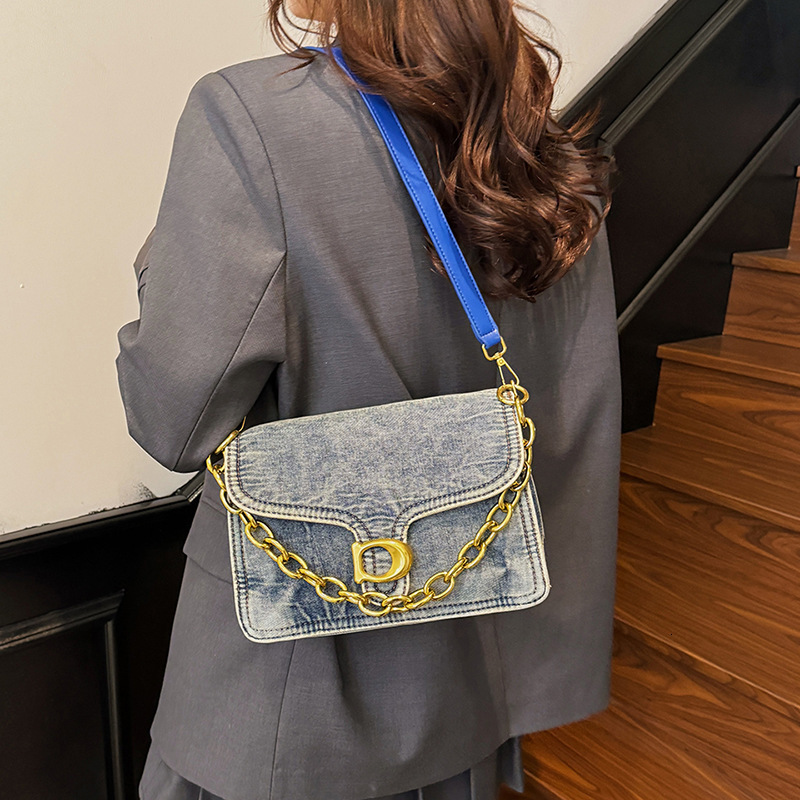 Designer High-End Denim for Women 2025 New Fashion Shoulder Large Capacity Casual Chain Trendy Crossbody Light Luxury Women's Bag