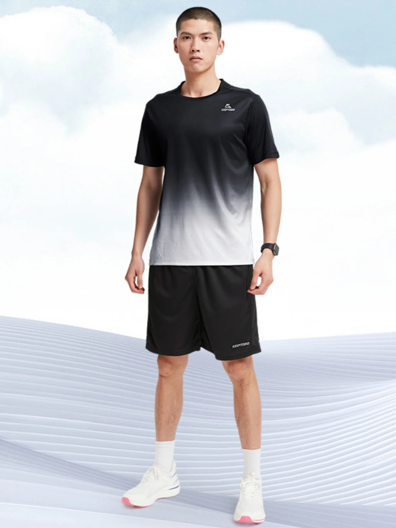 Sports Suit Mens Running Fitness Summer Ice Silk Quick Dry Clothes Cycling Training Wear Thin Breathable Loose T-Shirt Shorts 250707