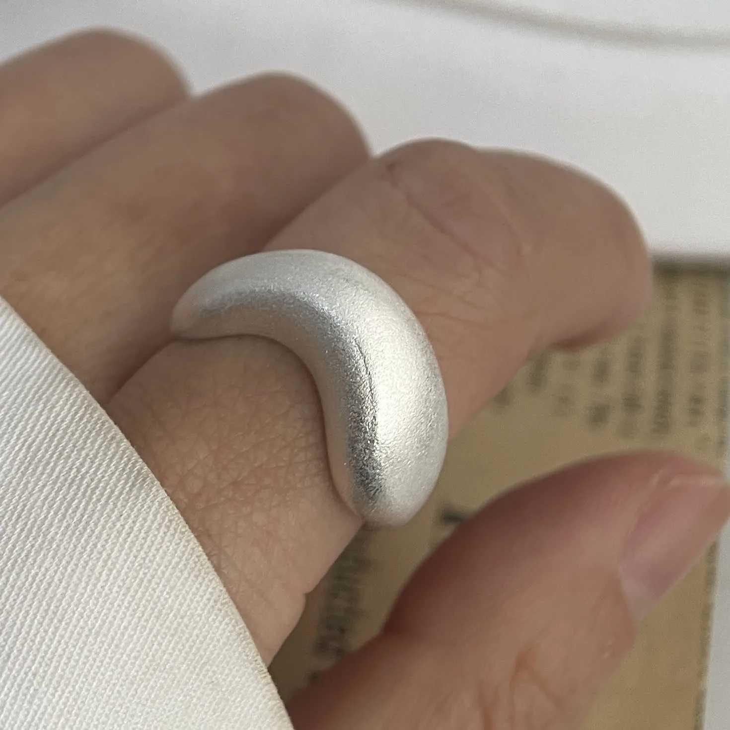 925 Sterling Silver Rings for Women Couple Minimalist Handmade Simple Gold Shinning Ring Party Jewelry Gift Prevent Allergy XJ250707