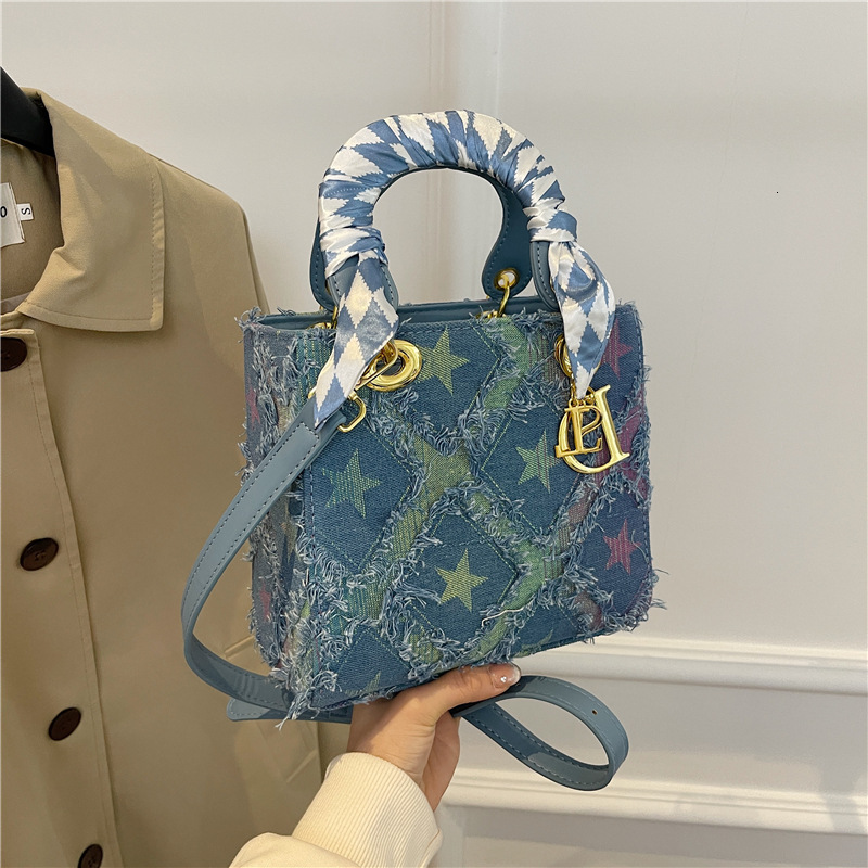 Designer 2025 New Small Chanel Style Denim Fabric Star Diamond Gift Waiting Handbag Shoulder Light Luxury Women's Bag