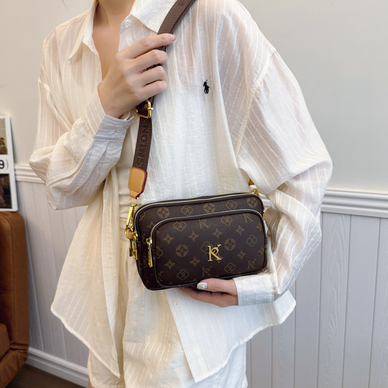 Designer High-End Feel 2025 New Printed Small Square Versatile Ribbon Shoulder Crossbody Light Luxury Women's Bag