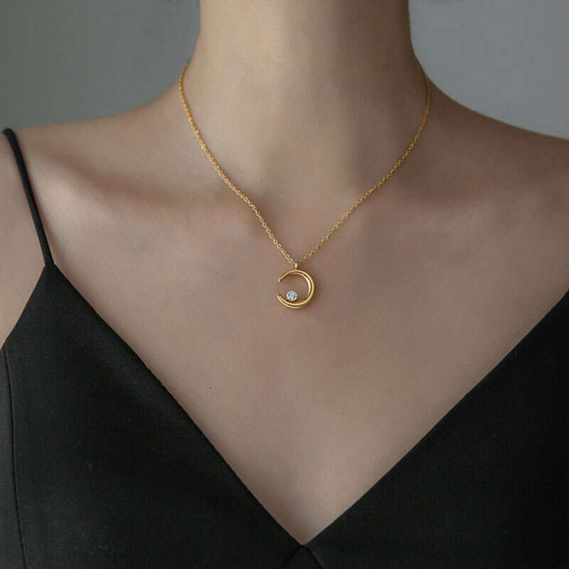 DHcollections Minimalist Elegant Moon Titanium Steel Necklace for Women Versatile Niche Design Gold Clavicle Chain Internet Celebrity Jewelry
