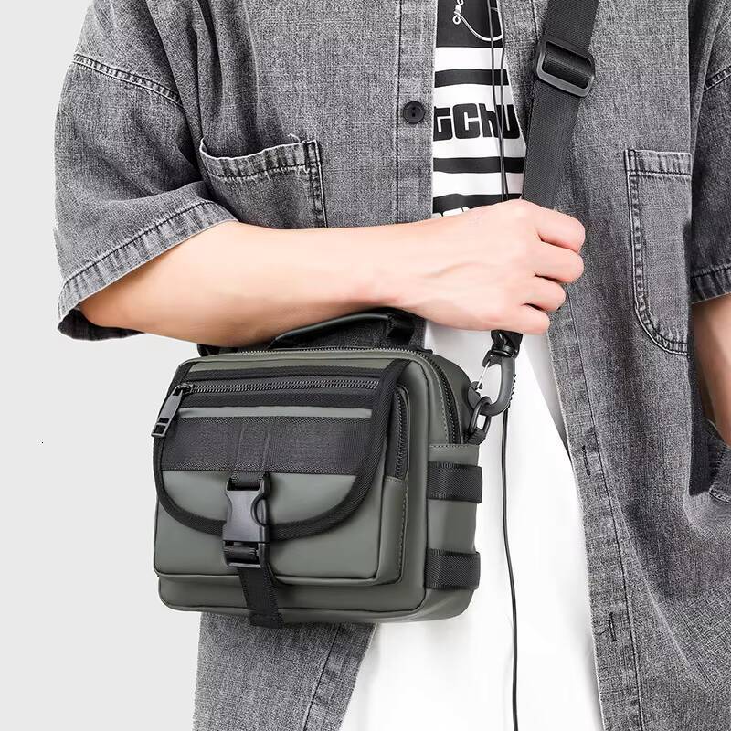 2025New Fashion Large Capacity Single Shoulder Crossbody Bag Men, Waterproof Messenger bag for Travel and Outdoor Activities ddmynov