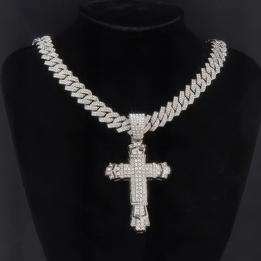Men Women Shiny Cross Pendant Necklace With Miami Cuban Chain Link Hip Hop Iced Out Bling Fashion Exquisite Charm Jewelry Gift 250707