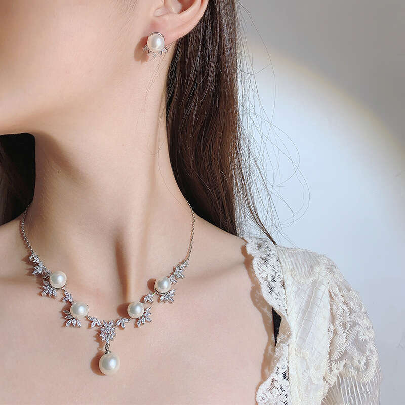 New Jewelry Set Necklace Earrings Imitation Australian White Pearl Fashion High-End Women's Aec