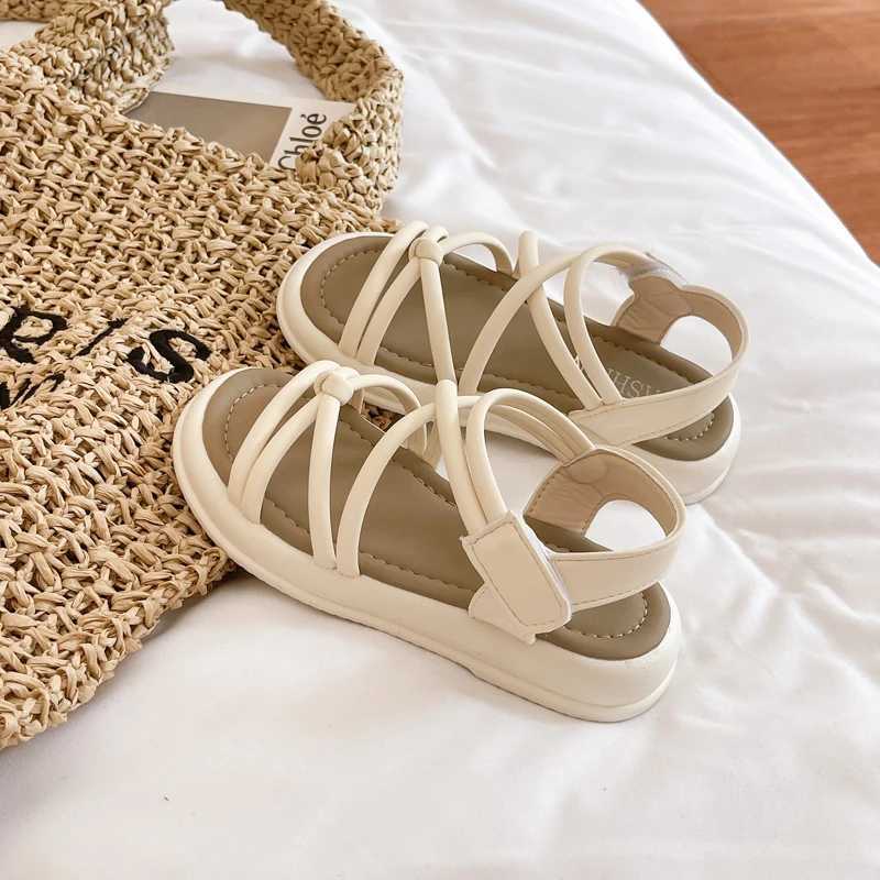 2025 Girls Chic Sandals Summer Brand New Children Beach Shoes Princess Sweet Gladiator Sandals Open Toes Elegant Temperament R250707