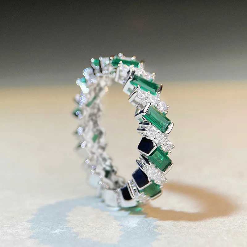 925 Sterling Silver Luxury Trendy Lady Sparkling Finger Ring Shiny Green/White CZ Jewelry for Engagement Fashion Luxury XJ250707