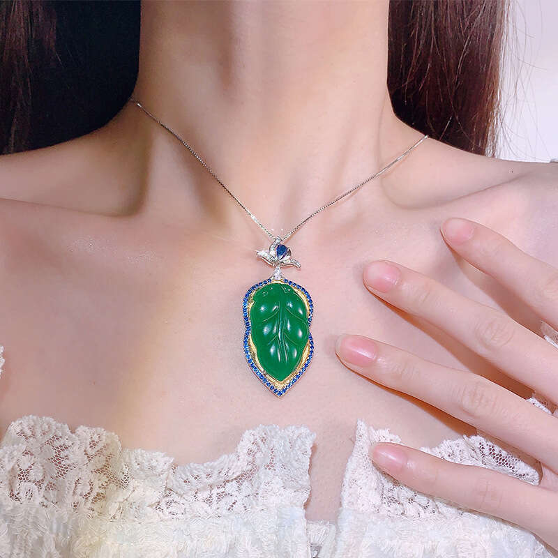 New Chinese Jewelry Fashion Light Imitation Green White Chalcedony National Style Leaf Necklace Royal Blue 462