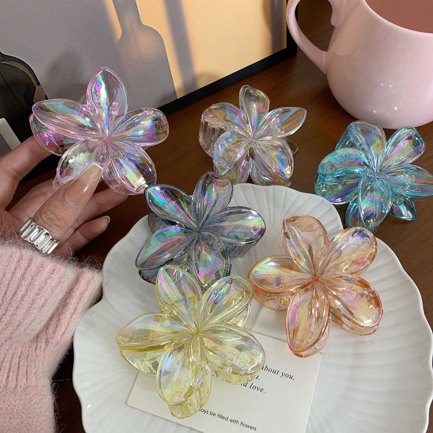 Transparent Flower Hair Claw Clips Women Crab Hair Clip Floral Hair Claws Ponytail Holder Hair Clips Hairpin Barrette Headwear Z250707