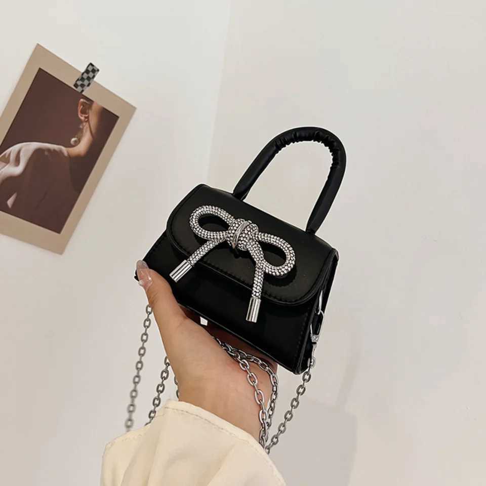 Stylish PU Womens Handbag with Chic Bowknot Design - Mini Square Bag with Chain Handle