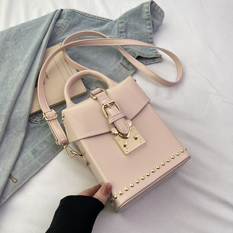 Designer New Fashionable Design Single Shoulder Crossbody Stylish Rivet Shiny Small Square Textured Handbag Light Luxury Women's Bag