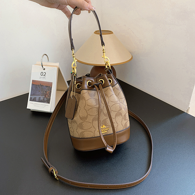 Designer 2025 New High-Quality Texture Elegant Bucket Fashion Printed Crossbody Versatile Shoulder Light Luxury Women's Bag