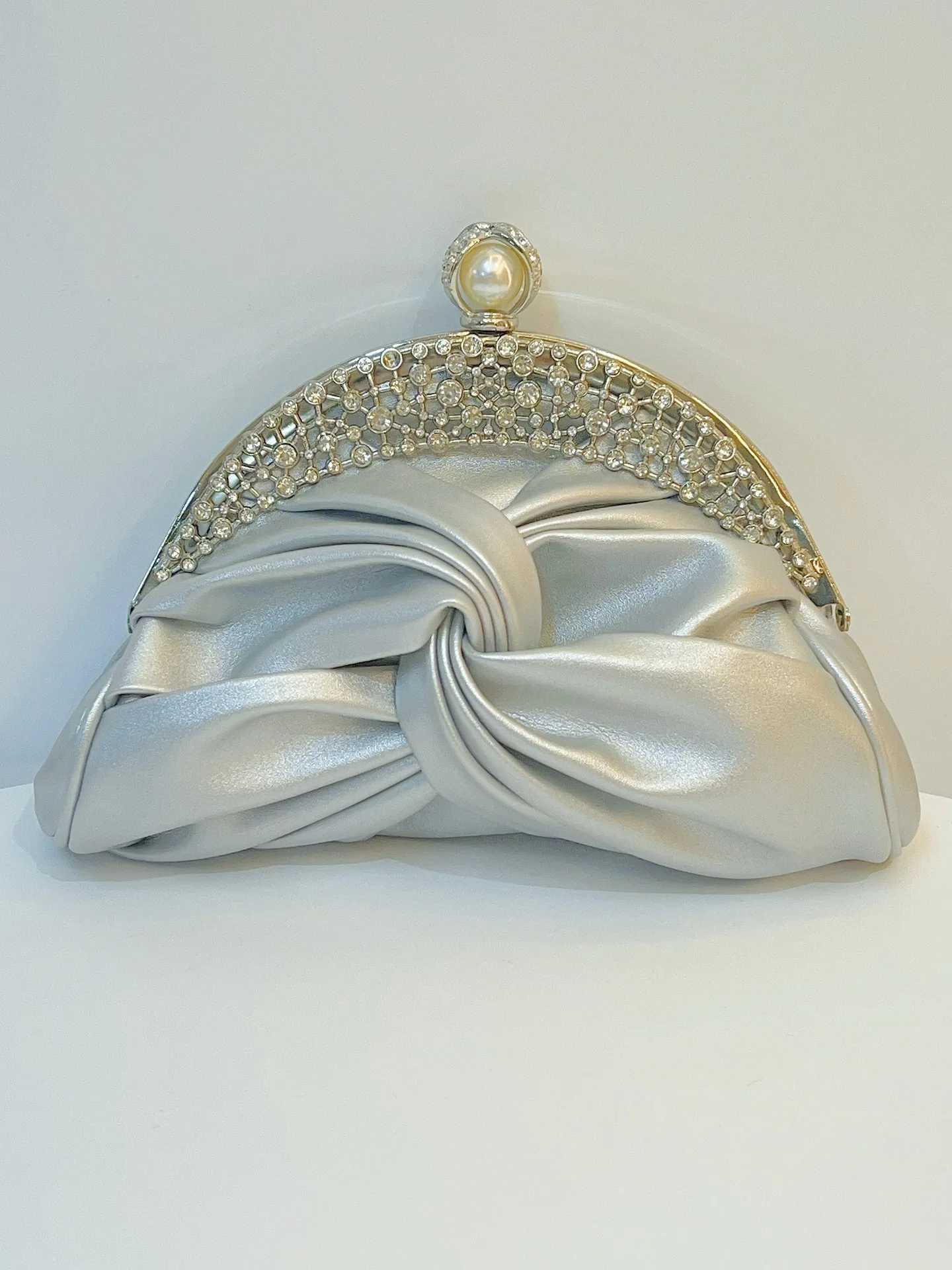 Women luxurious Chain Shoulder Bags red Wedding Party Bags Female Chic Crossbody Bags Prom Clutch Handbags And Purse
