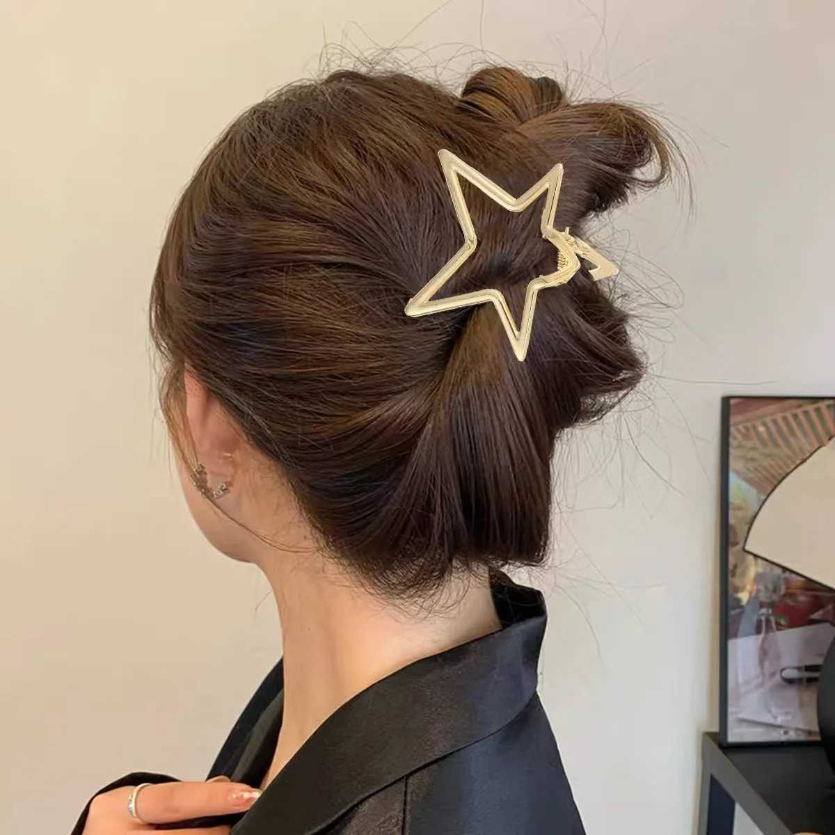 Hollow Star Hair Claws Sweet Cool Charm Trend Hair Clips for Women Girls Y2k Hair Accessories Stylish Hairpins for Gifts Z250707