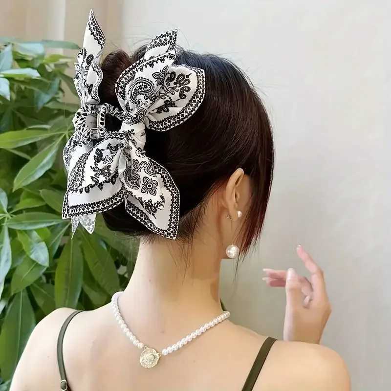 Vintage Cashew Pattern Hair clip for women Elegant Shark Clip Fashion Girl Ponytail Clip Hair Clamp Hair Accessories Z250707
