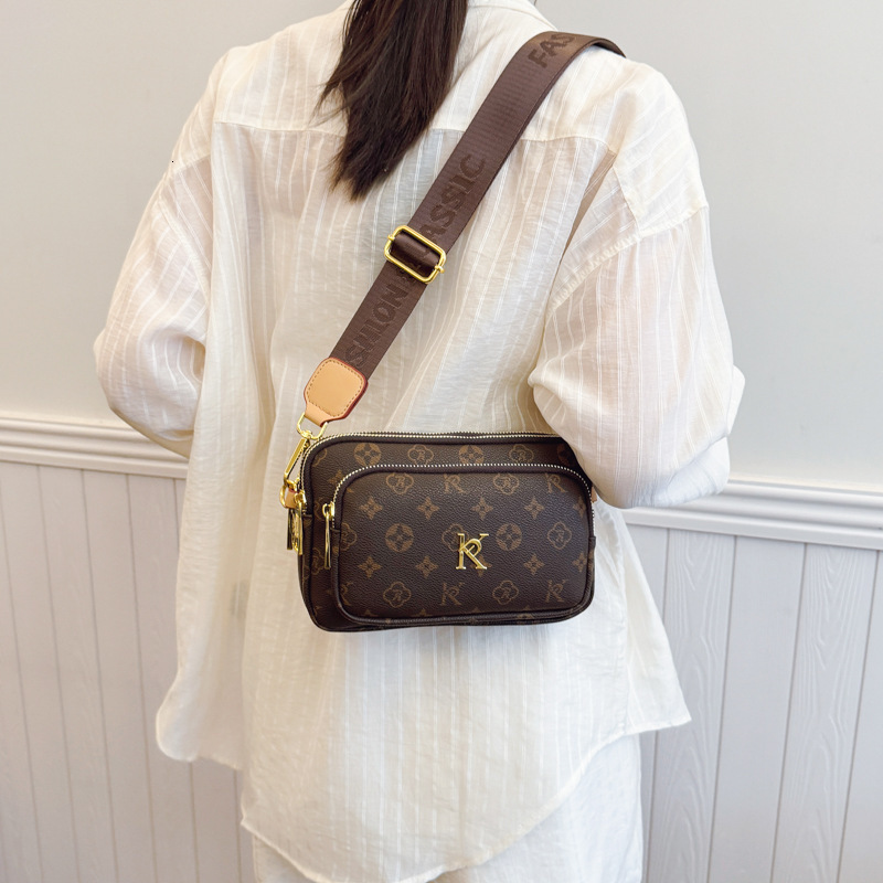 Designer High-End Feel 2025 New Printed Small Square Versatile Ribbon Shoulder Crossbody Light Luxury Women's Bag