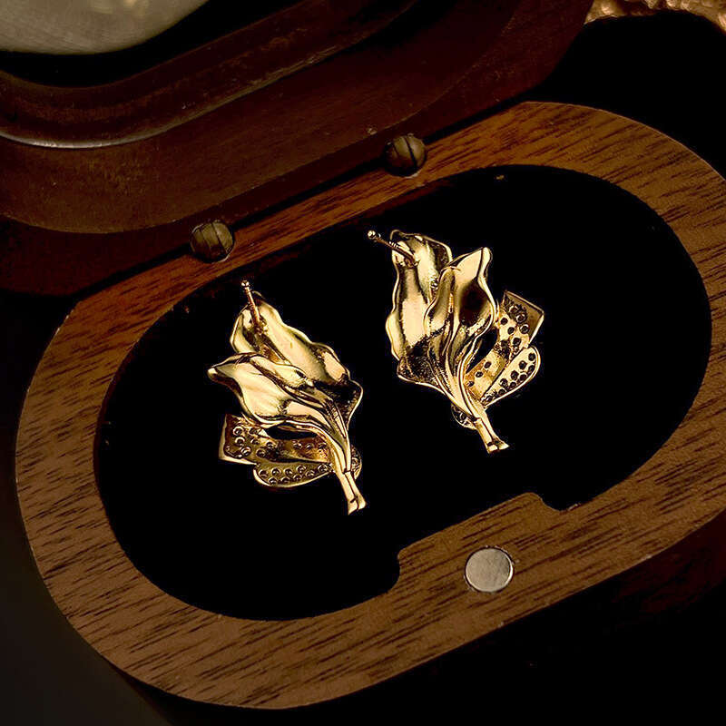 Jewelry Earrings Sier Needle Fashion Simple Niche Gold Leaf Versatile Women's Light 60A