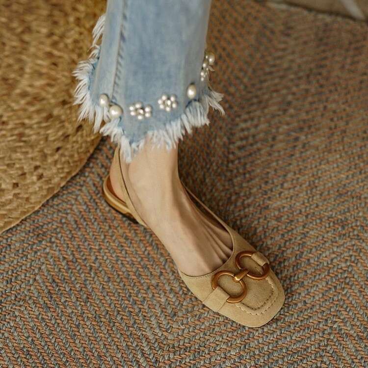 French Style Low Heel Closed Toe 2025 Summer New Backless Horsebit Suede Strap Sandals for Women