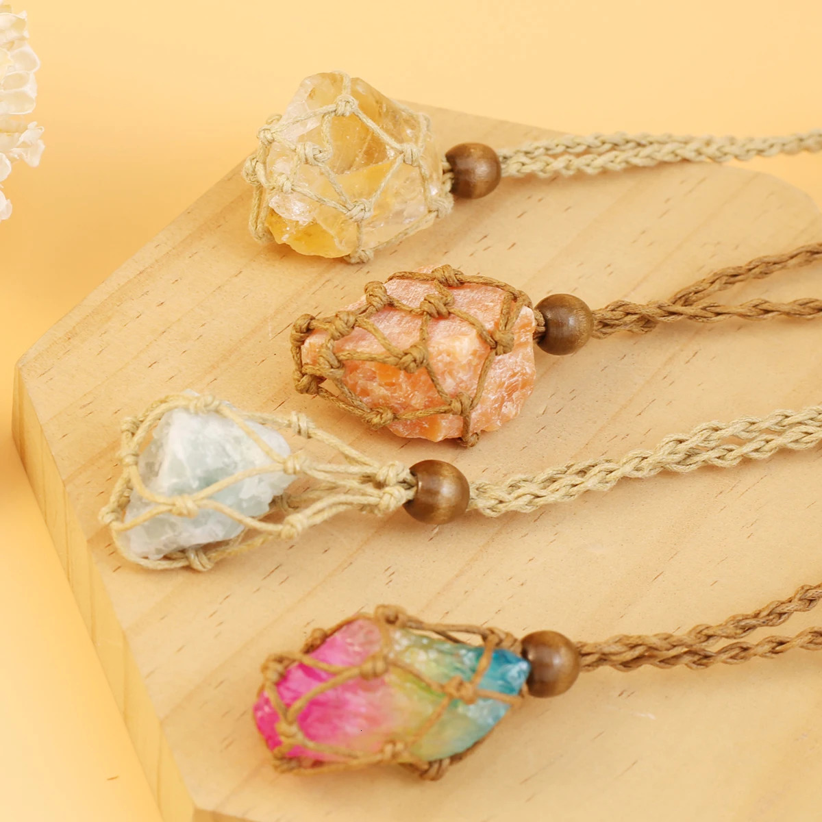 Natural Crystal Quartz Raw Net Pocket Pendant Necklaces Healing Stone Amethyst Hangings Craft Weave Rope Necklace Jewelry Gift 250704