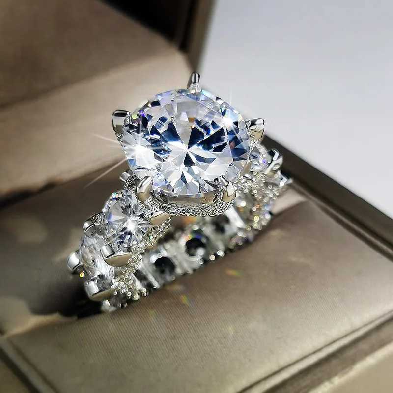 925 Stamp Ring White Zircon For Proposal Wedding Engagement Ring Princess Inlaid Big Diamond Rings For Gift Girlfriend XJ250707