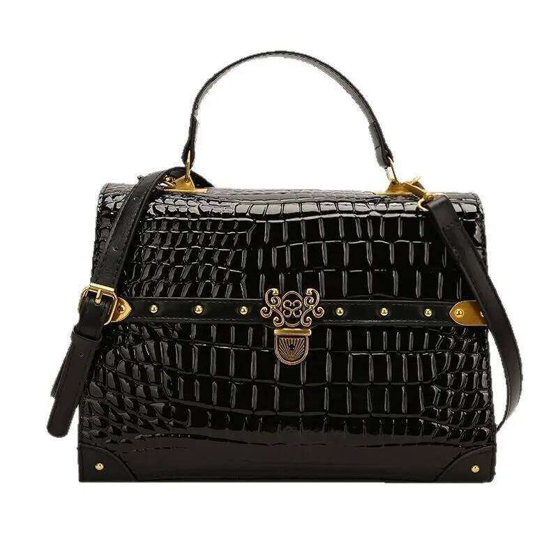 Spacious Vegan Leather Crossbody Bag, Detachable Strap For Work & Travel, Tiktok-Viral Y2k Retro Capsule