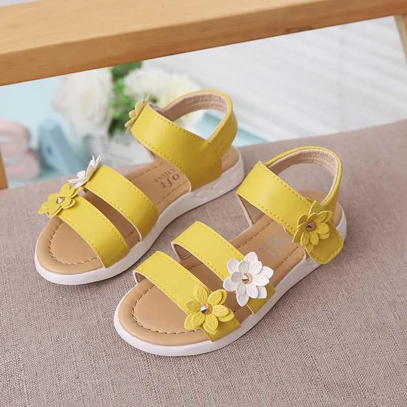 2024 Summer New Girls Sandals Kids Floral Sandals with 3 Flowers Princess Sweet for Wedding Party Dress Shoes Kids Sandals Size 21-36 R250707