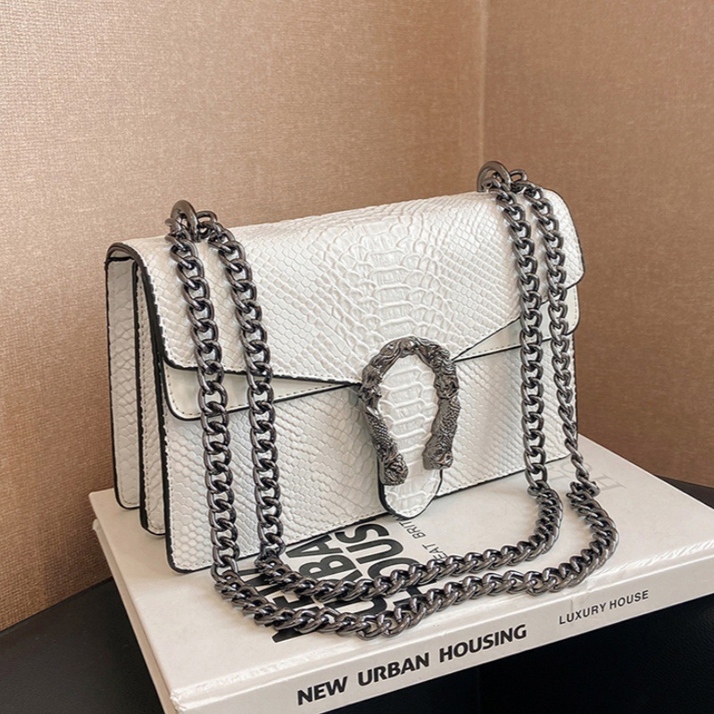 Designer High-End Snake Pattern for Women 2025 New Fashionable Versatile Chain Single Shoulder Crossbody Light Luxury Women's Bag