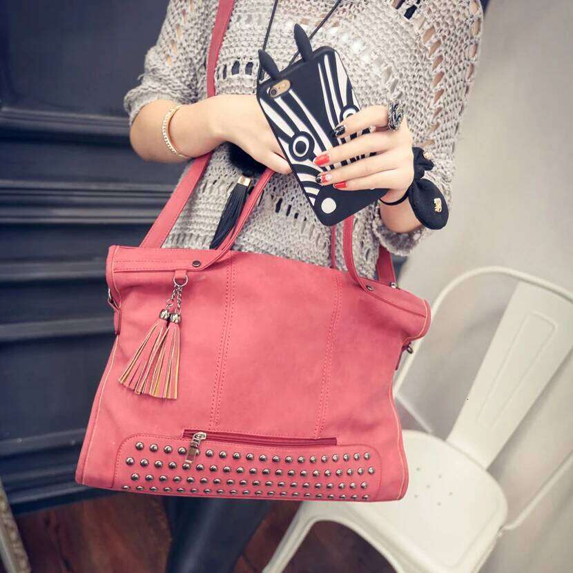 Fashion Rivet High Quality Nubuck Leather Ladies Hand Large Shoulder Bag Handbags Women Bags Designer