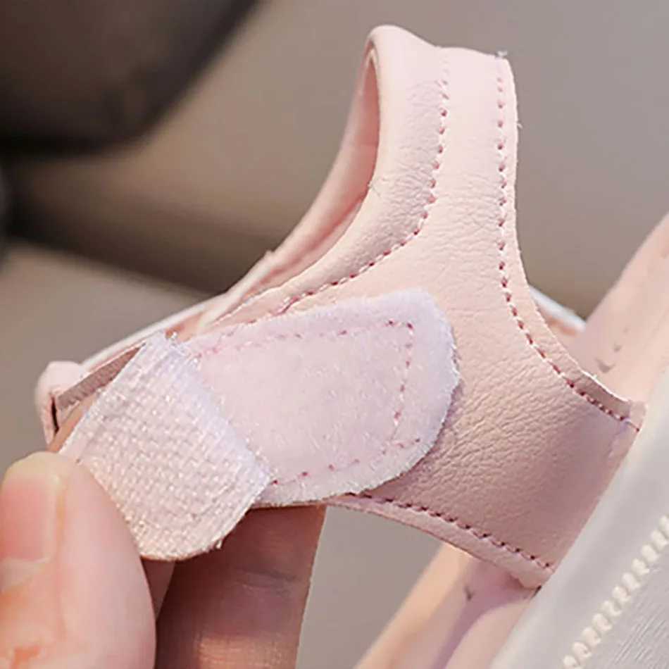 Adorable Elegant Girls Summer Casual Sandals Soft Soled Princess Style Kids Shoes Comfort Breath Anti Slip Magic Strap Closure R250707