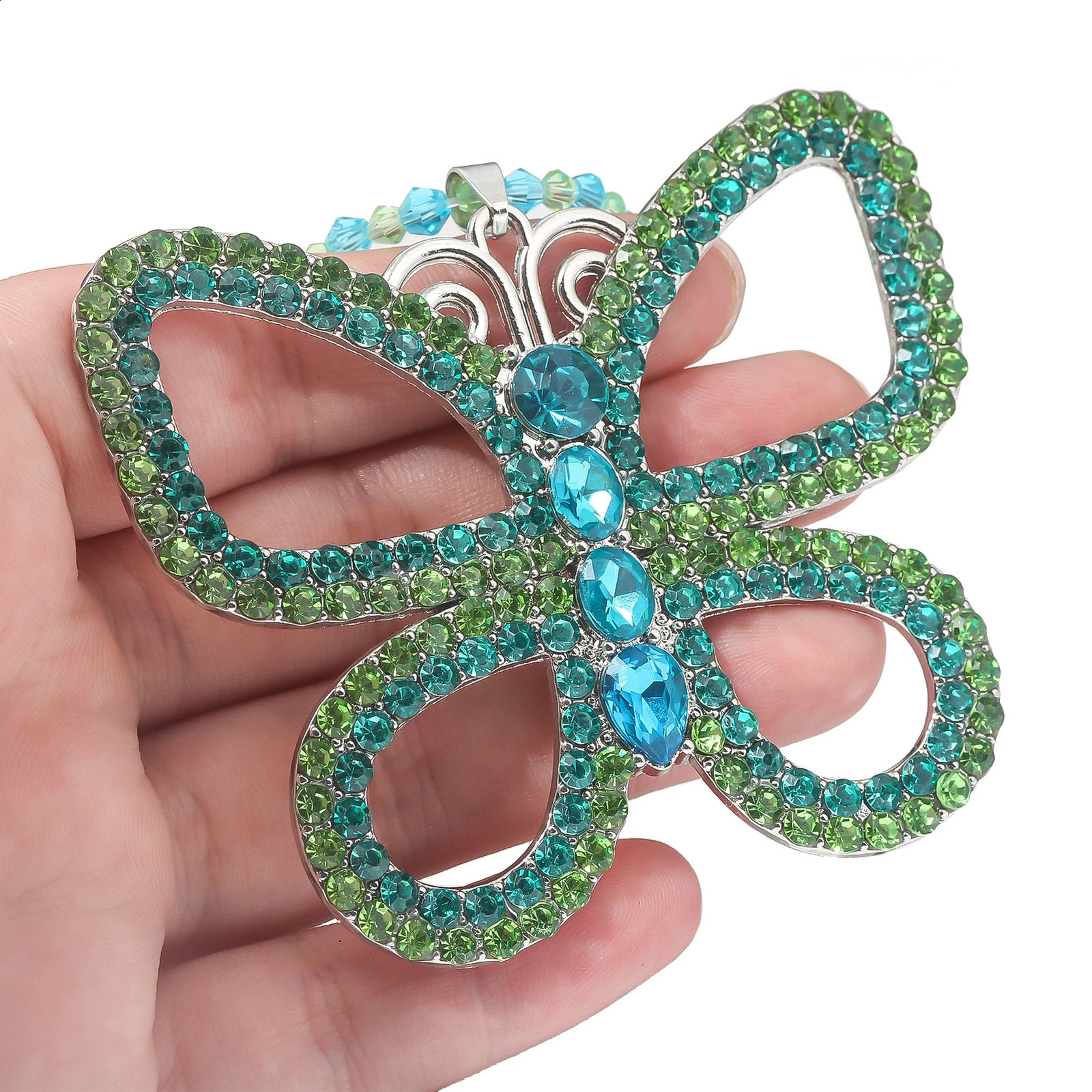 Movie 13 Going on 30 Necklaces Large Butterfly Sparkly Decoration Steel Pendant Vintage Necklace for Women Accessories Gift 250707