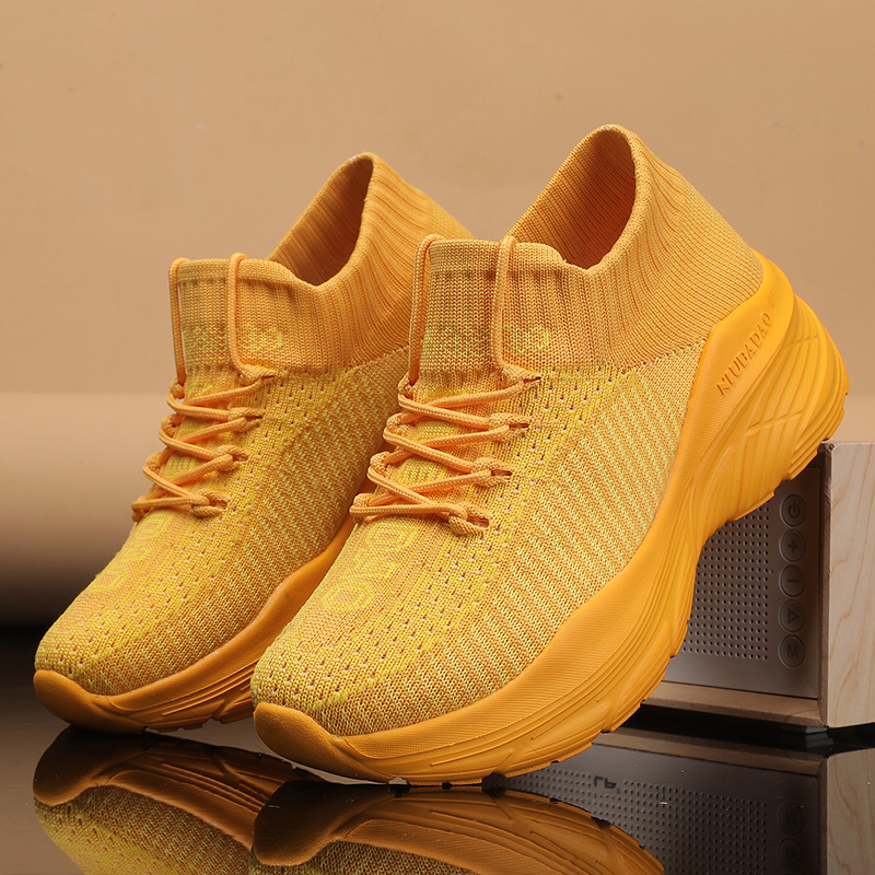 Highly Comfortable Unisex Dancing Footwear Durable Sport Sneakers with Flexible Bottoms Suitable All Season Long