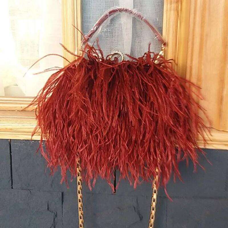 2025 Women's Evening Trend New Brand Ostrich Hair Banquet Bag Designer Handbags Fashion Chain Shoulder Bags Clutches