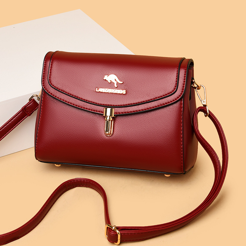 Designer Kangaroo Women's Bag 2025 New Fashionable Single Shoulder Slant Small Bag Multi Functional Middle Aged Mom Bag