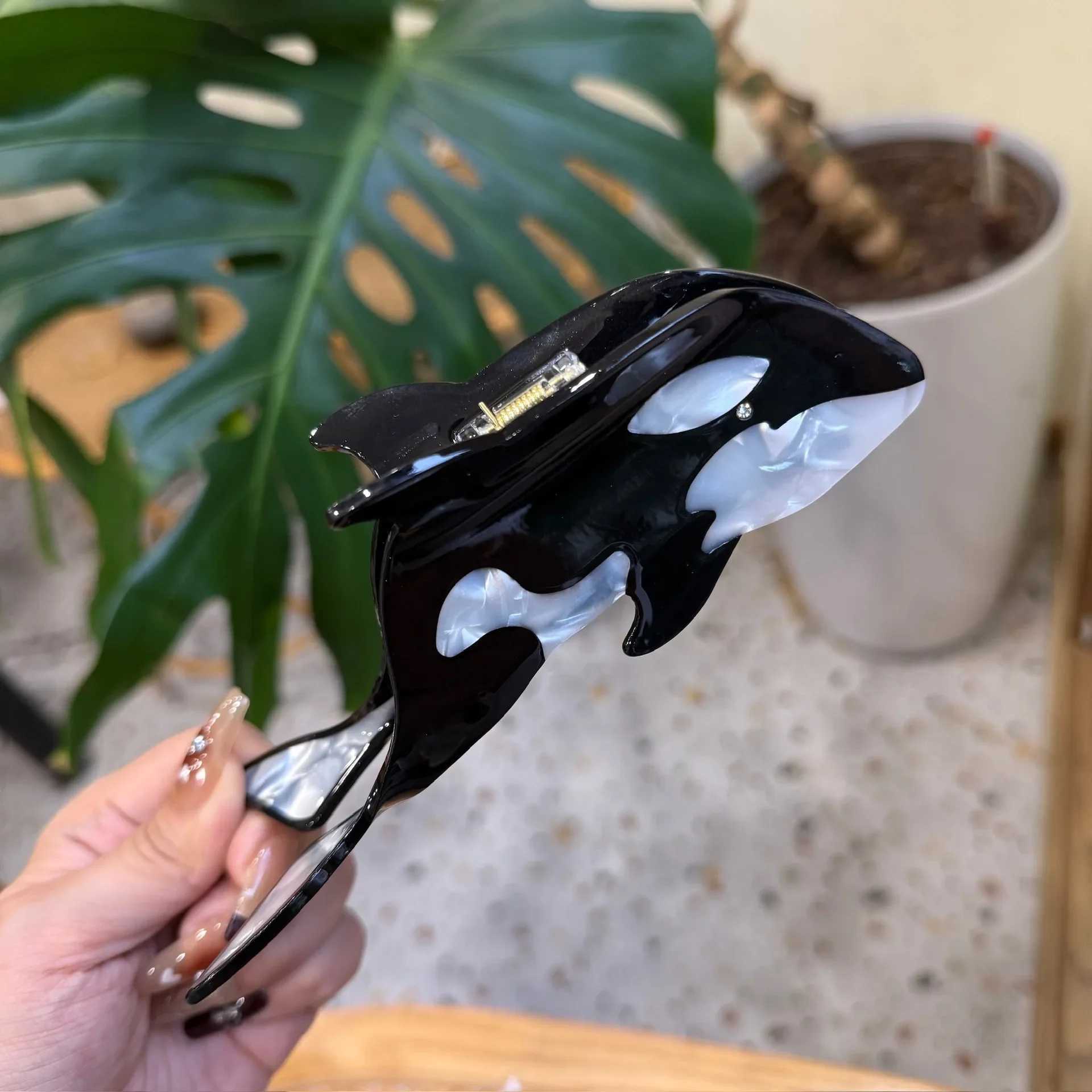 NEW Rhinestone Orca Hair Claw Exquisite Animal Eco-Friendly Material Acetate Hair Claw Clips Hair Accessories for Women Girls Z250707