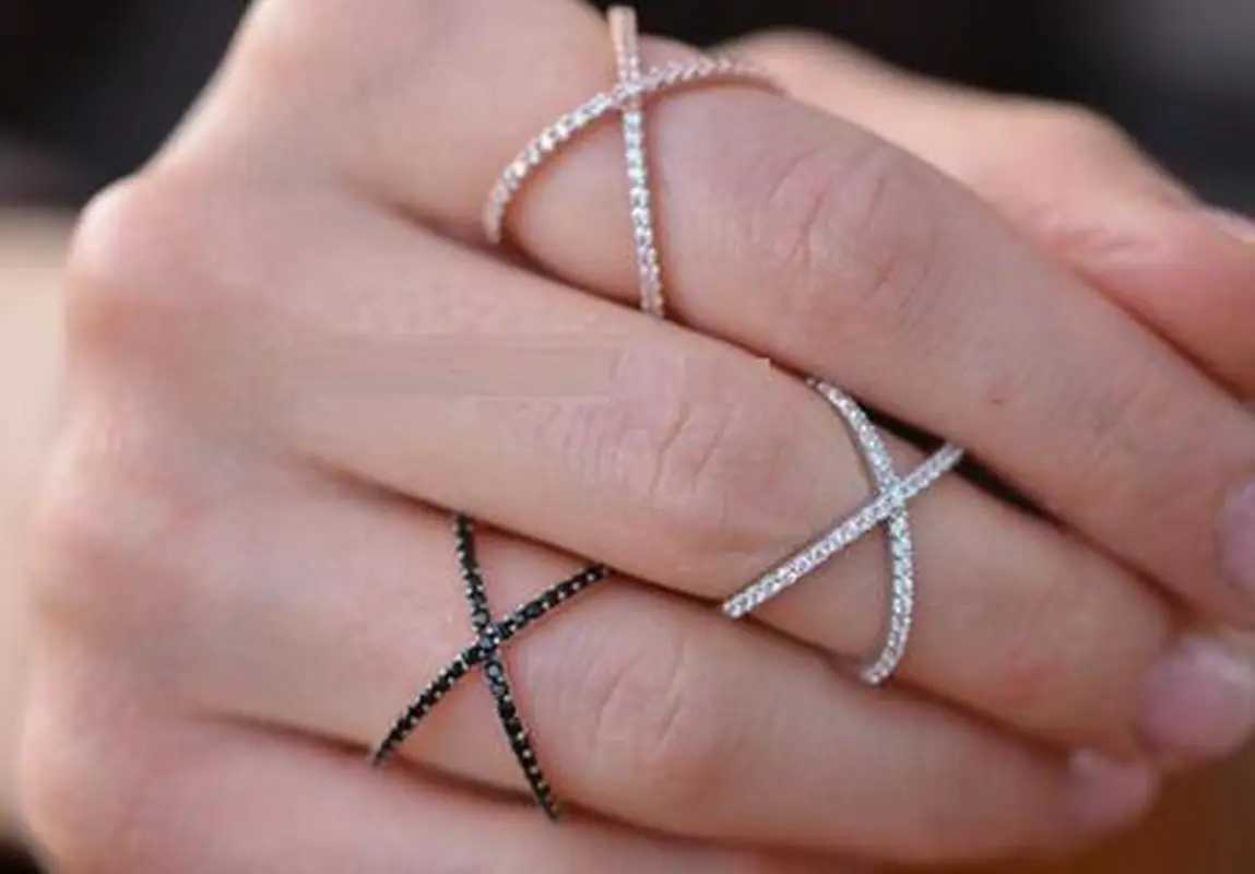 Handmade S925 Silver Criss Cross X Cross Rings Cross Rings thin AAAAA Zircon rings womens wedding Micro Pave RingXJ250707