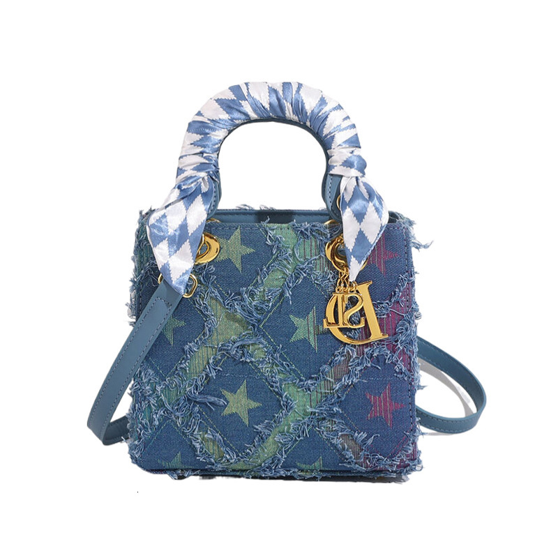 Designer 2025 New Small Chanel Style Denim Fabric Star Diamond Gift Waiting Handbag Shoulder Light Luxury Women's Bag