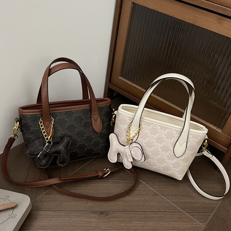 Designer High-End Feel for Women 2025 New Printed Basket Versatile Fashion Elegant Ladies Shoulder Crossbody Light Luxury Women's Bag