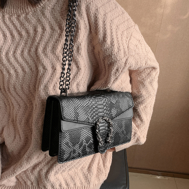Designer High-End Snake Pattern for Women 2025 New Fashionable Versatile Chain Single Shoulder Crossbody Light Luxury Women's Bag