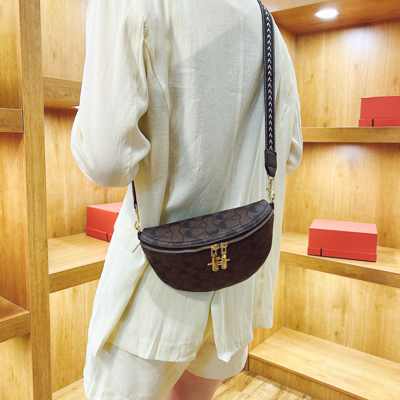 Designer 2025 New Simple Fashion Shoulder Crossbody Wide Strap Chest Waist Trendy Light Luxury Women's Bag