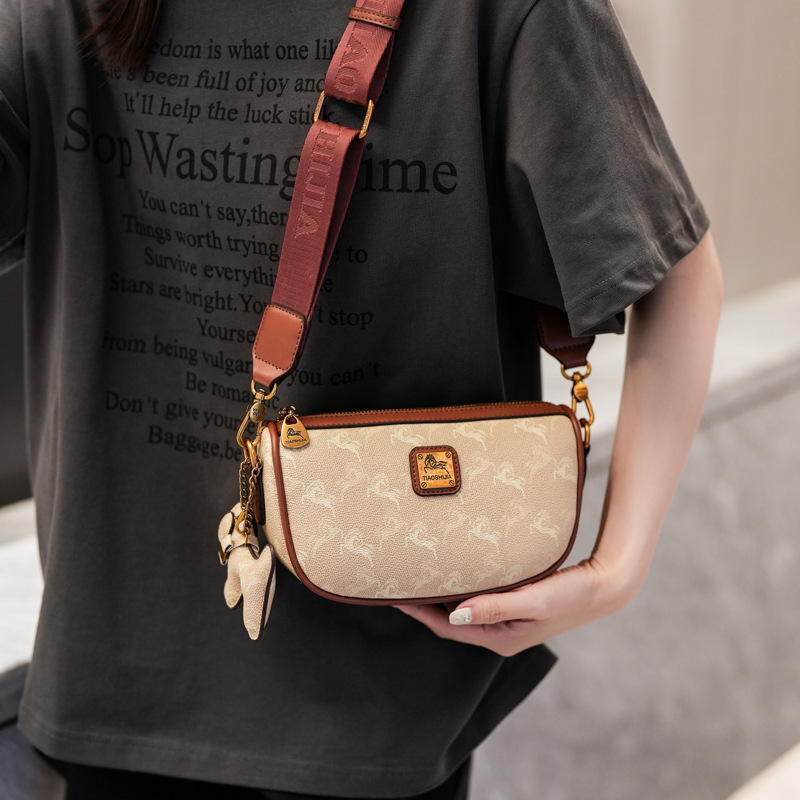 Designer 2025 New High-End Fashion Printed Dumpling Simple Shoulder Versatile Crossbody Light Luxury Women's Bag