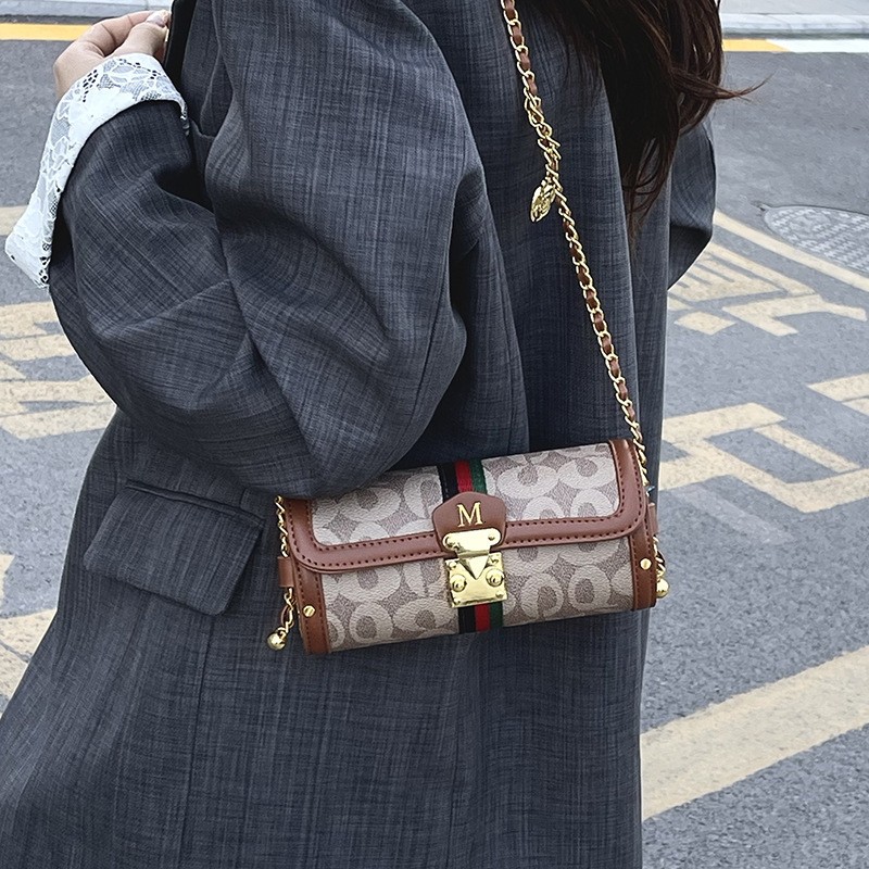Designer High-End Small for Women 2025 New Cylinder French Style Phone Shoulder Versatile Patchwork Crossbody Light Luxury Women's Bag
