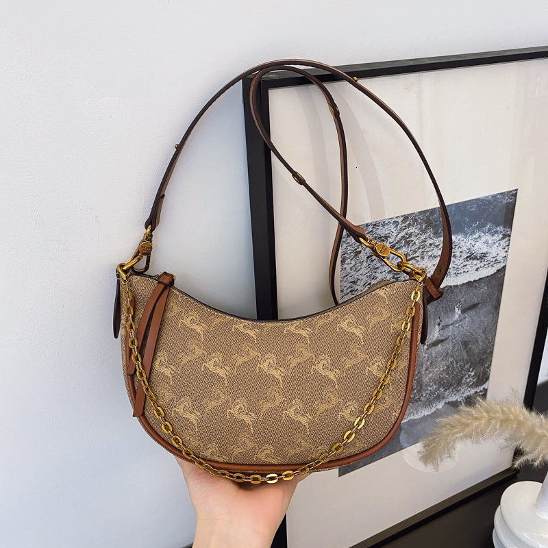 Designer High-End Fashion Crescent Women 2025 New Printed Lightweight Chain Shoulder Crossbody Light Luxury Women's Bag