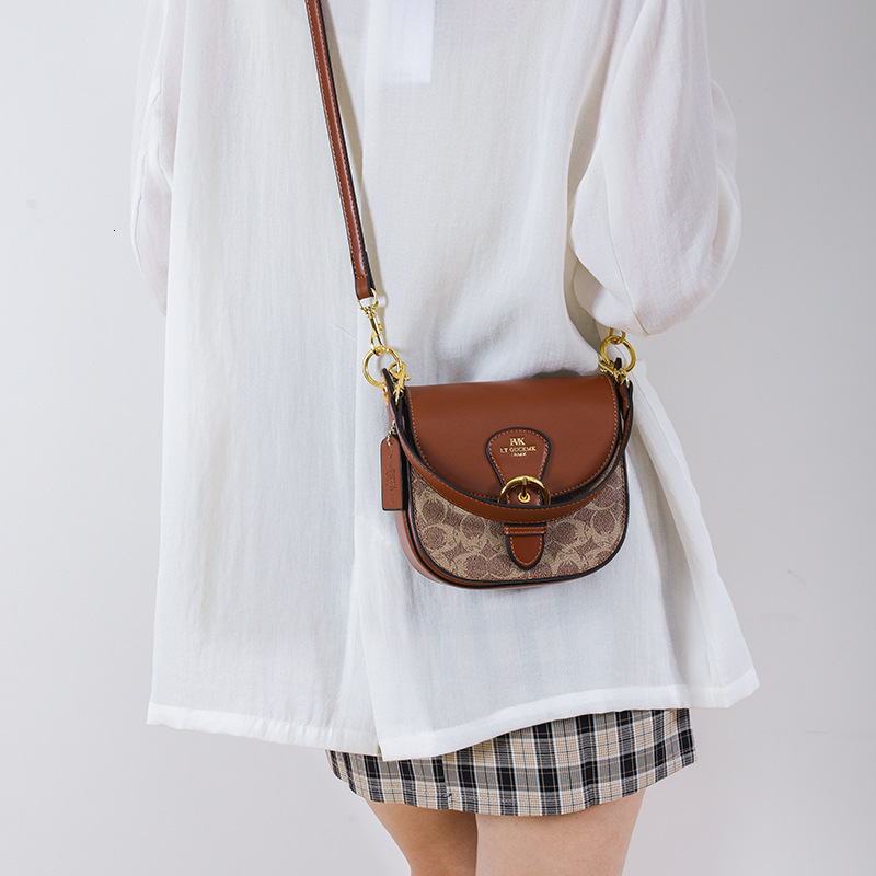 Designer High-End Small for Women 2025 New Printed Saddle Versatile Fashion Underarm Elegant Shoulder Crossbody Light Luxury Women's Bag