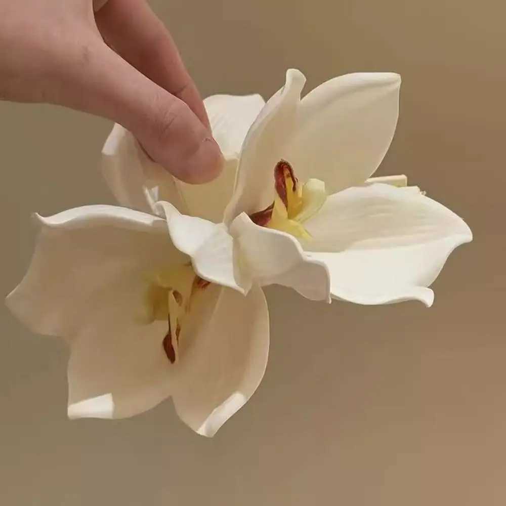 100% Cotton Linen Cotton Linen Cotton Flower Hair Claw Acrylic Fabric Women Hair Accessories Daily Y250707