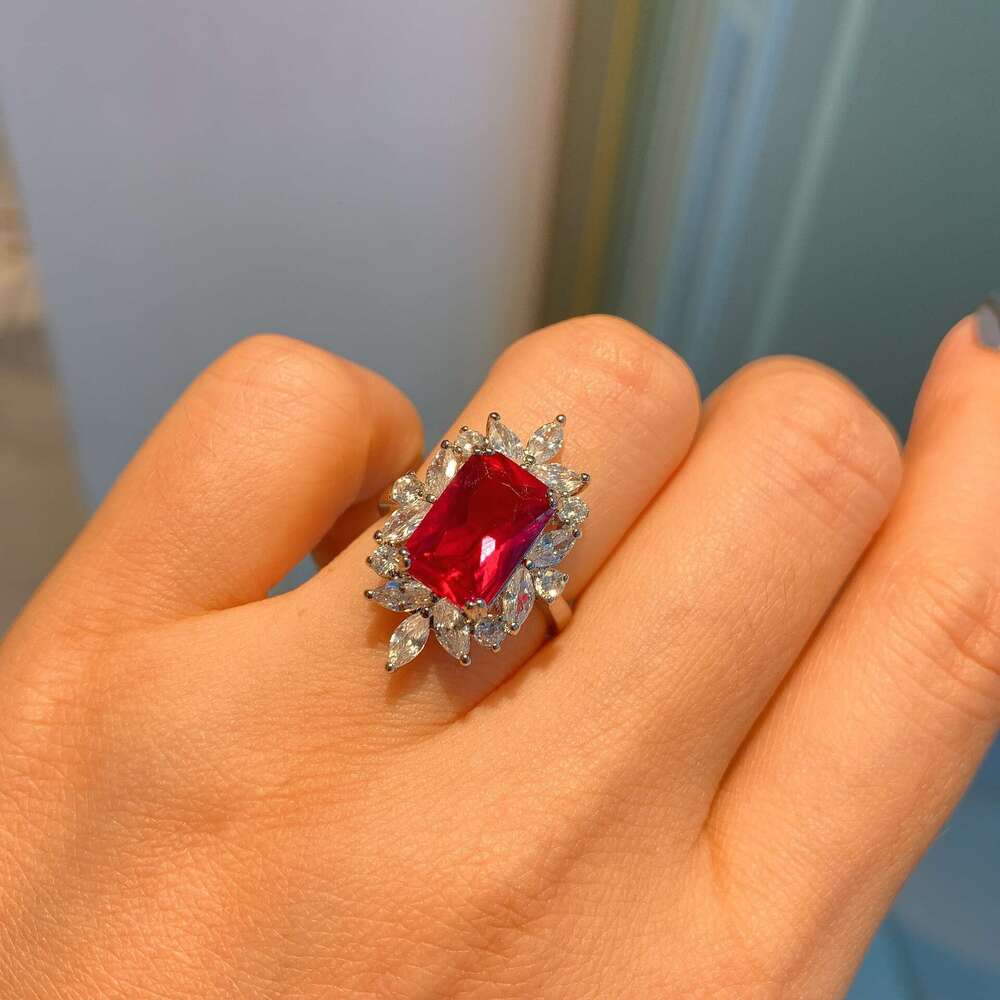 Fashion Simple Women's Micro Pave Diamond Square Large Emerald Zircon Ring Imitation Paraiba Color Jewelry 971