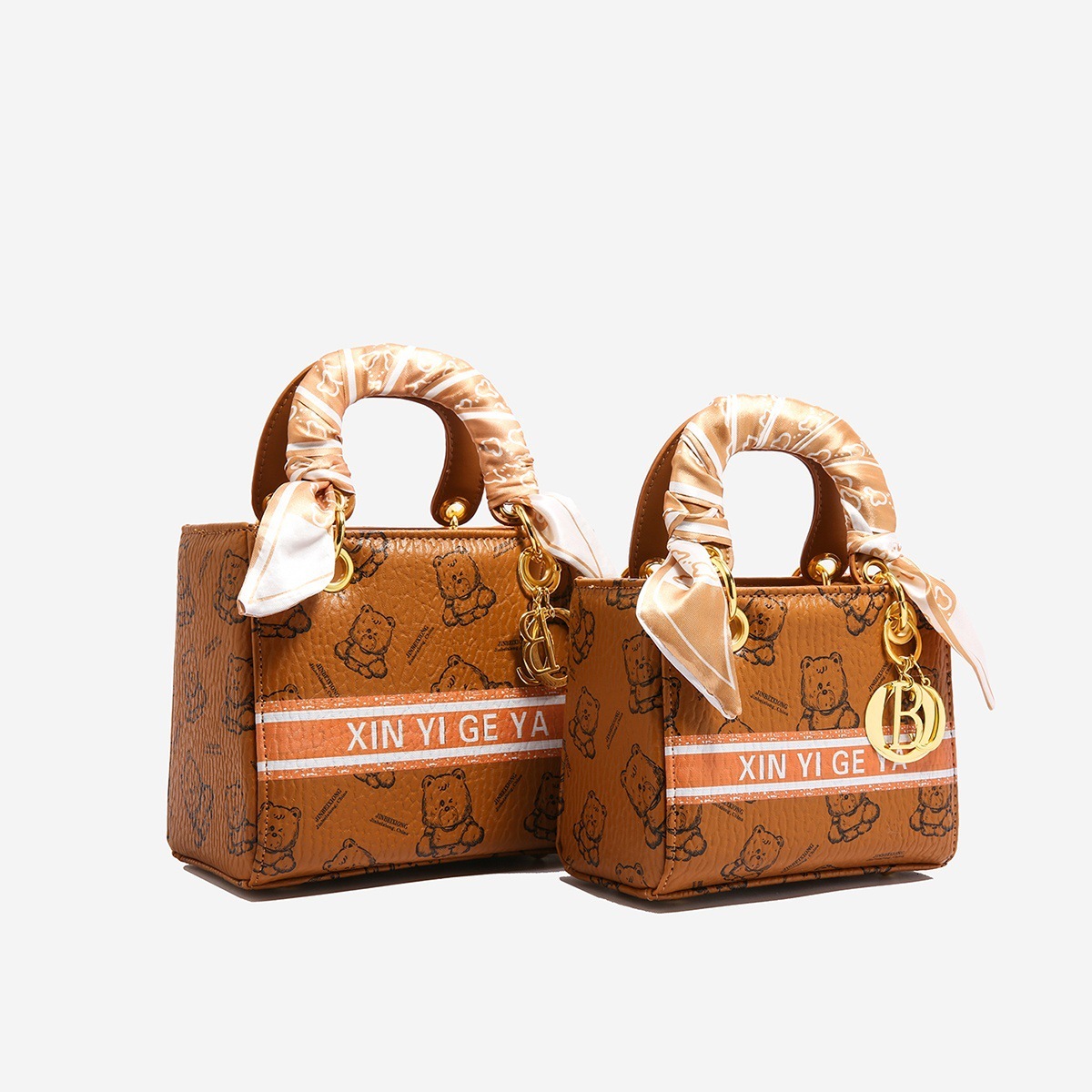 Designer High-End French Style Ins Handbag for Women 2025 New Commuting Versatile Fashion Bucket Bear Print Luxury Women's Bag